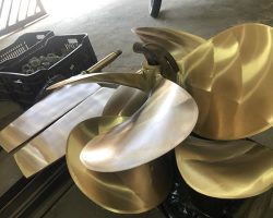 Fabricação de peças do sistema de propulsão
